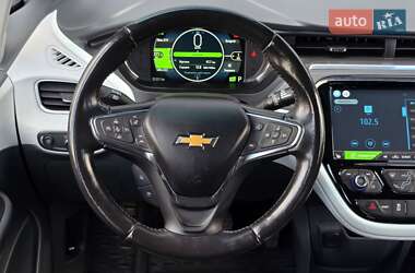 Хэтчбек Chevrolet Bolt EV 2021 в 