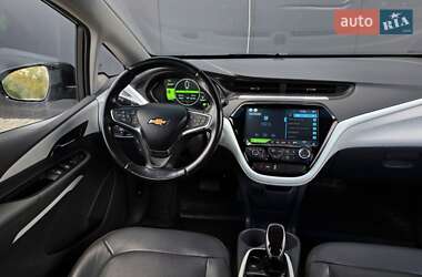 Хэтчбек Chevrolet Bolt EV 2021 в 