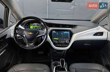 Хэтчбек Chevrolet Bolt EV 2021 в 