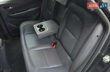 Хэтчбек Chevrolet Bolt EV 2021 в 