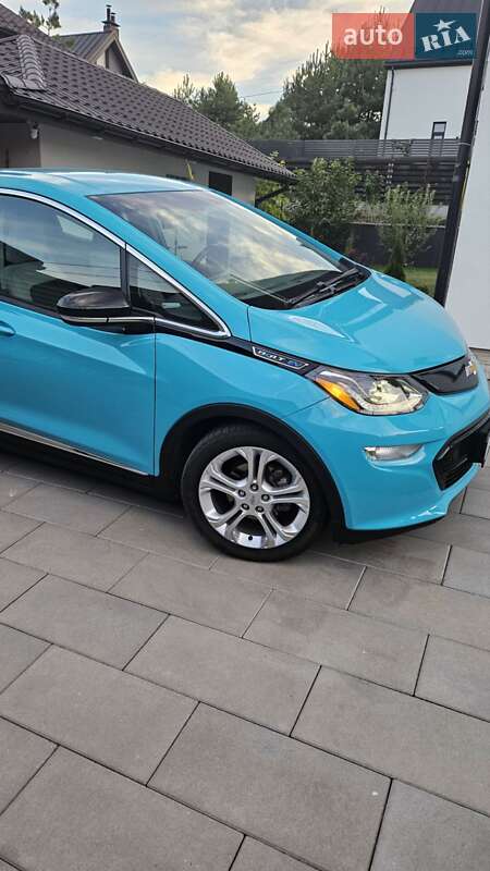 Хетчбек Chevrolet Bolt EV 2020 в Києві фото 8 Хетчбек Chevrolet Bolt EV 2020 в Києві
