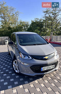 Хэтчбек Chevrolet Bolt EV 2018 в 