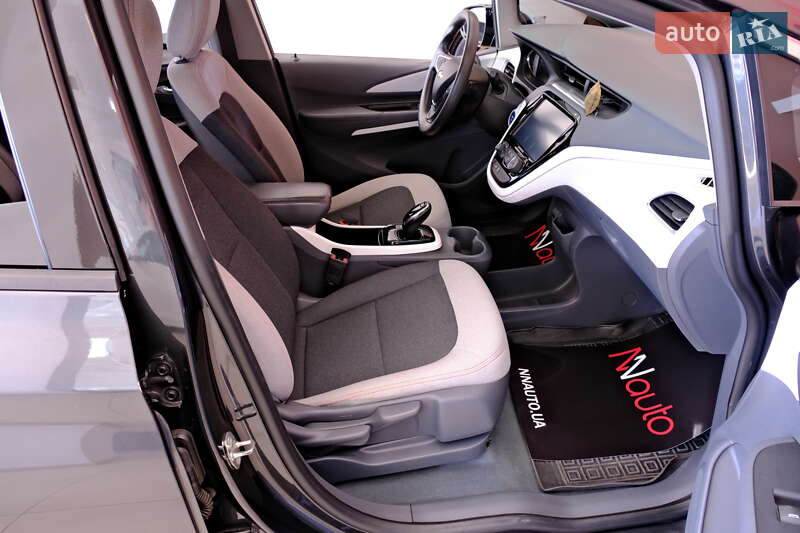 Хэтчбек Chevrolet Bolt EV 2018 в Одессе