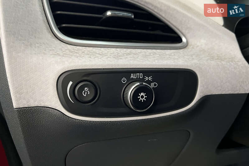 Хетчбек Chevrolet Bolt EV 2018 в Шептицькому фото 13 Хетчбек Chevrolet Bolt EV 2018 в Шептицькому