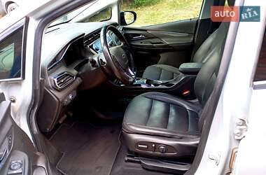 Хэтчбек Chevrolet Bolt EV 2022 в 