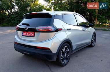 Хэтчбек Chevrolet Bolt EV 2022 в 
