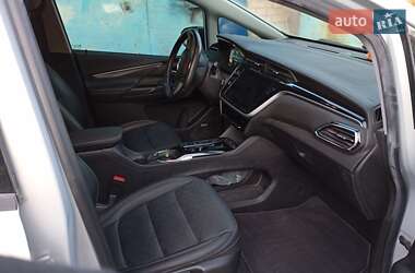 Хэтчбек Chevrolet Bolt EV 2022 в 
