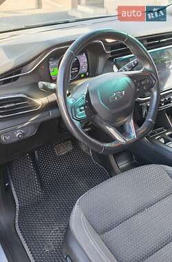 Хэтчбек Chevrolet Bolt EV 2023 в 