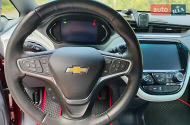 Хэтчбек Chevrolet Bolt EV 2017 в 