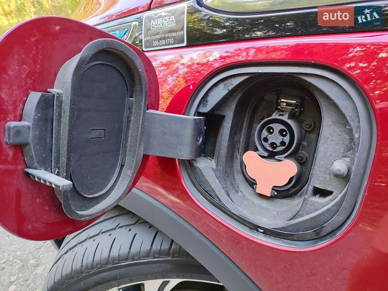 Хетчбек Chevrolet Bolt EV 2017 в Києві