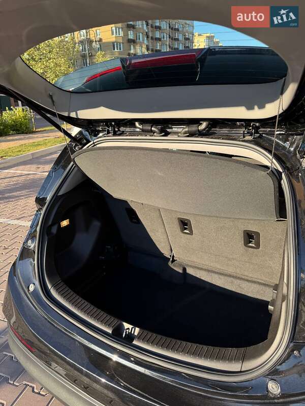 Хетчбек Chevrolet Bolt EV 2022 в Києві