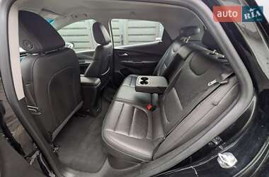 Хэтчбек Chevrolet Bolt EV 2023 в 