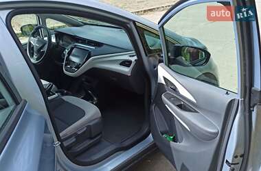 Хэтчбек Chevrolet Bolt EV 2017 в 