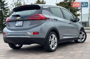 Хэтчбек Chevrolet Bolt EV 2018 в 