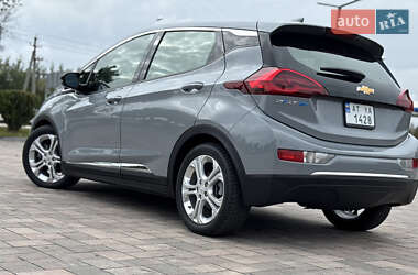 Хэтчбек Chevrolet Bolt EV 2018 в 