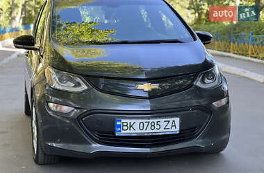Хэтчбек Chevrolet Bolt EV 2018 в 