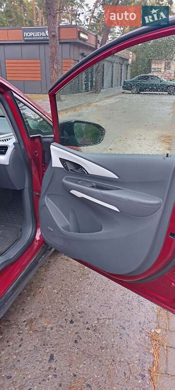 Хэтчбек Chevrolet Bolt EV 2016 в Украинке