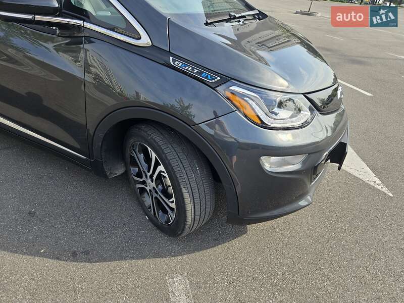 Хэтчбек Chevrolet Bolt EV 2018 в Киеве фото 7 Хэтчбек Chevrolet Bolt EV 2018 в Киеве