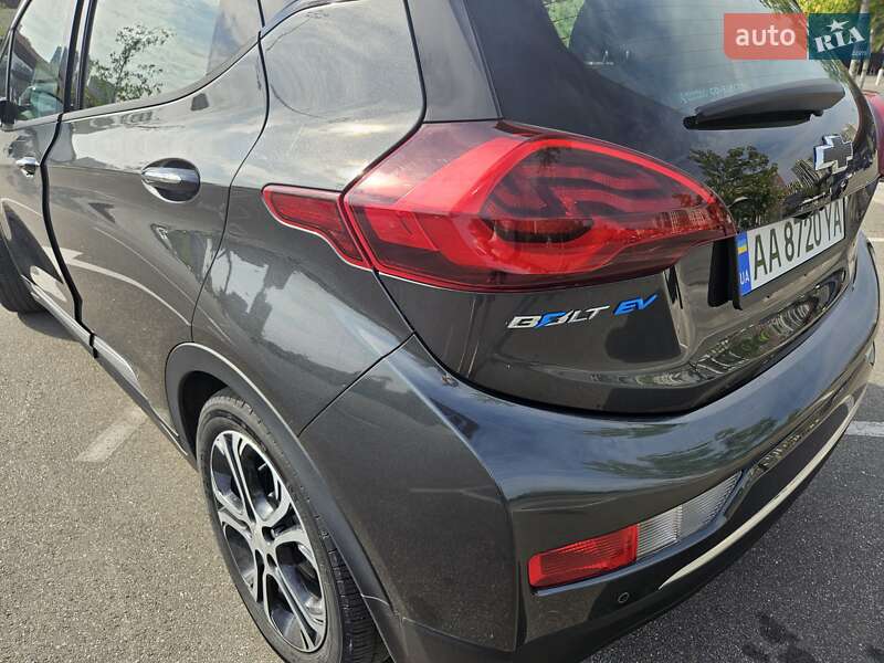 Хэтчбек Chevrolet Bolt EV 2018 в Киеве фото 13 Хэтчбек Chevrolet Bolt EV 2018 в Киеве