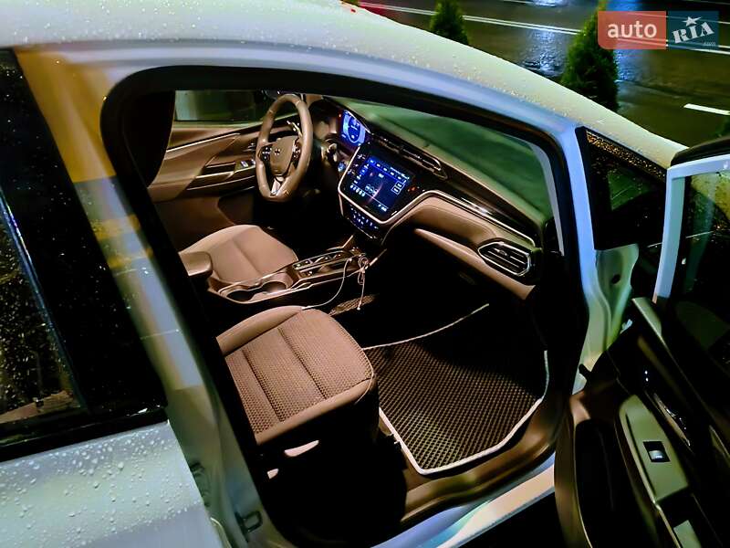 Хетчбек Chevrolet Bolt EV 2022 в Івано-Франківську