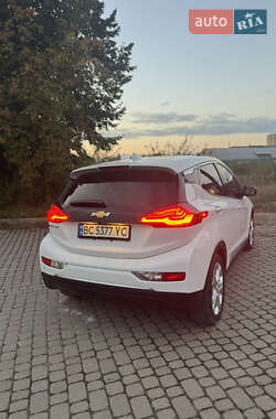 Хетчбек Chevrolet Bolt EV 2017 в 