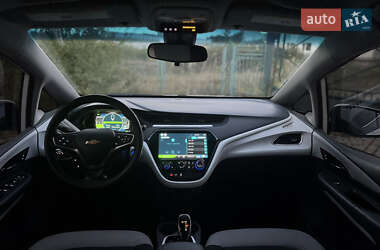 Хетчбек Chevrolet Bolt EV 2017 в 