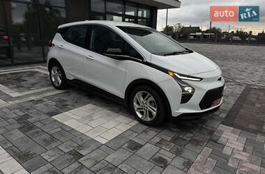 Хэтчбек Chevrolet Bolt EV 2022 в 