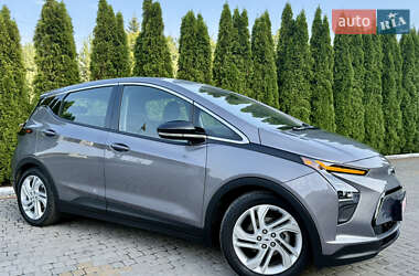 Хэтчбек Chevrolet Bolt EV 2022 в 
