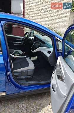 Хэтчбек Chevrolet Bolt EV 2020 в 