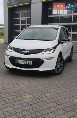 Хэтчбек Chevrolet Bolt EV 2018 в 