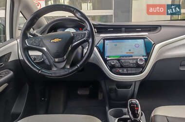 Хэтчбек Chevrolet Bolt EV 2018 в 