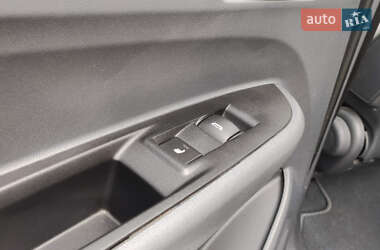 Хэтчбек Chevrolet Bolt EV 2018 в 