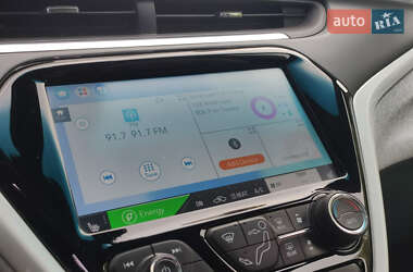 Хэтчбек Chevrolet Bolt EV 2018 в 
