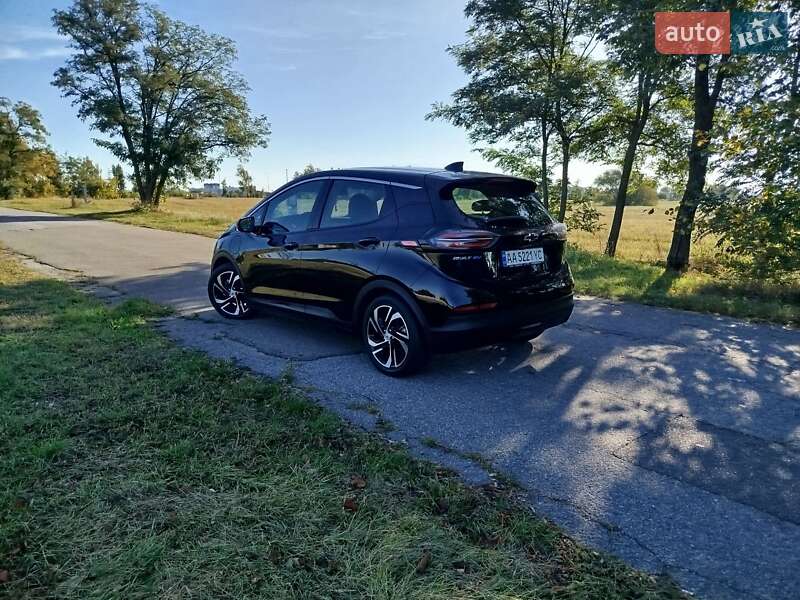 Хэтчбек Chevrolet Bolt EV 2023 в Киеве фото 10 Хэтчбек Chevrolet Bolt EV 2023 в Киеве