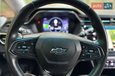 Хэтчбек Chevrolet Bolt EV 2023 в 