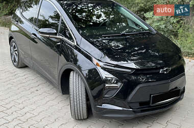 Хэтчбек Chevrolet Bolt EV 2023 в 