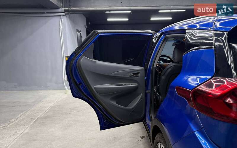 Хэтчбек Chevrolet Bolt EV 2020 в Черновцах