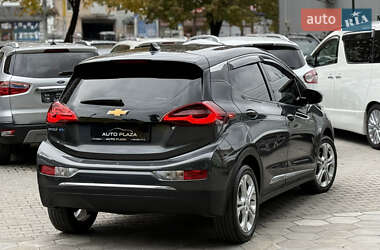 Хэтчбек Chevrolet Bolt EV 2017 в 
