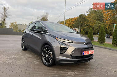 Хэтчбек Chevrolet Bolt EV 2022 в 