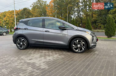 Хэтчбек Chevrolet Bolt EV 2022 в 