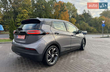 Хэтчбек Chevrolet Bolt EV 2022 в 