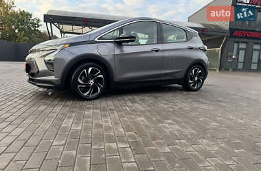 Хэтчбек Chevrolet Bolt EV 2022 в 