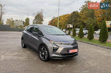 Хэтчбек Chevrolet Bolt EV 2022 в 
