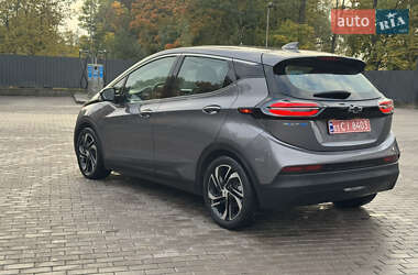Хэтчбек Chevrolet Bolt EV 2022 в 