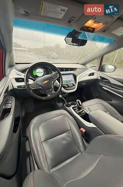 Хэтчбек Chevrolet Bolt EV 2020 в 
