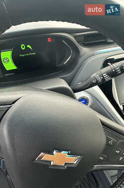 Хэтчбек Chevrolet Bolt EV 2020 в 