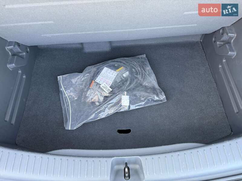 Хэтчбек Chevrolet Bolt EV 2017 в Виннице