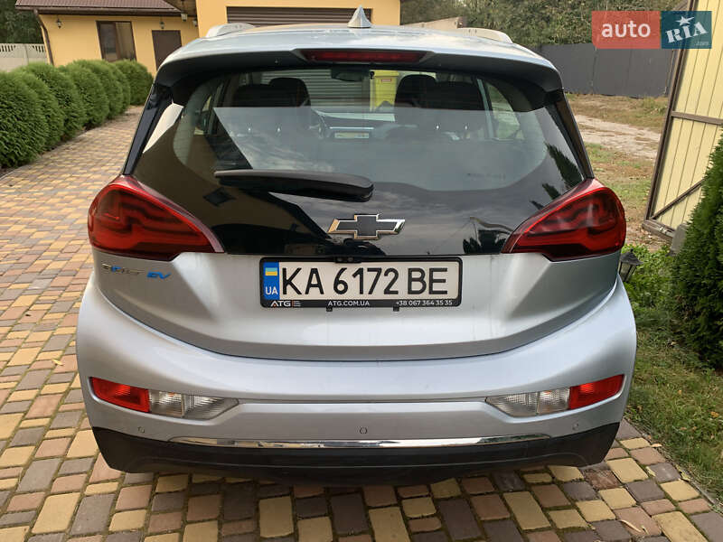 Хэтчбек Chevrolet Bolt EV 2017 в Киеве