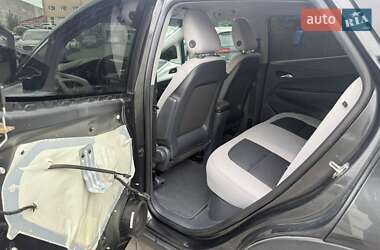 Хетчбек Chevrolet Bolt EV 2020 в 