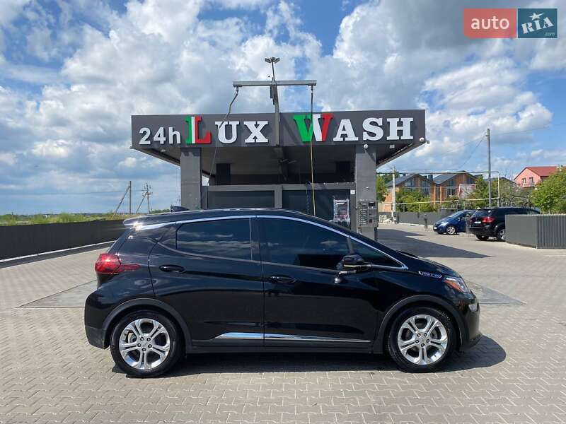 Хетчбек Chevrolet Bolt EV 2021 в Львові
